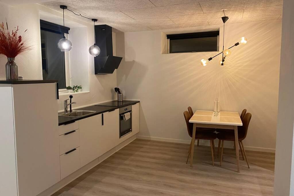 Central Kaelder Lejlighed Apartment Give Bagian luar foto